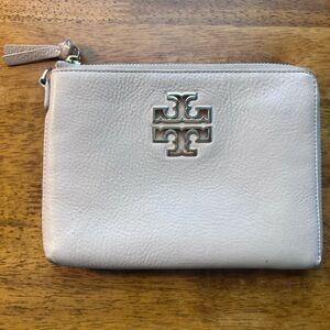 Tory Burch Womens Taupe Leather Wallet- Missing Wristlet Belt